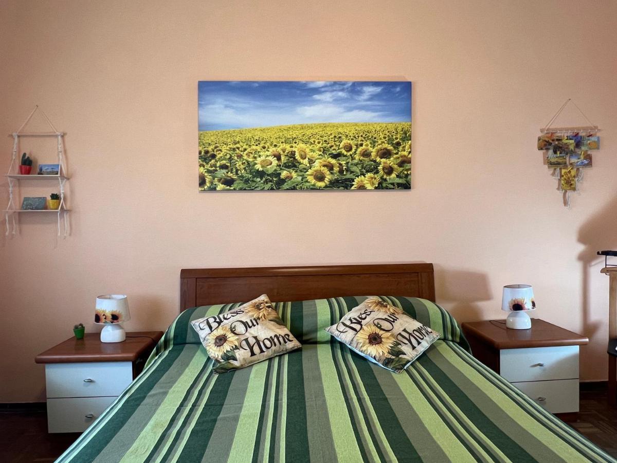 Vicino A Tutto Bed & Breakfast Vercelli Exterior foto
