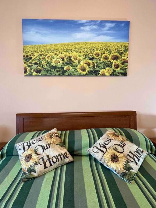 Vicino A Tutto Bed & Breakfast Vercelli Exterior foto